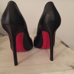 Pigalle 120mm (5 inch) black leather pump