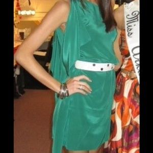 ✨FINAL SALE✨ BCBG green dress