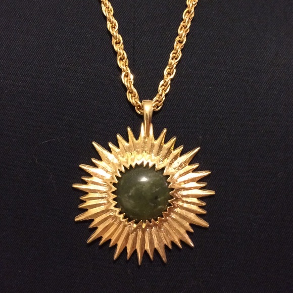 Starburst necklace - Picture 3 of 3