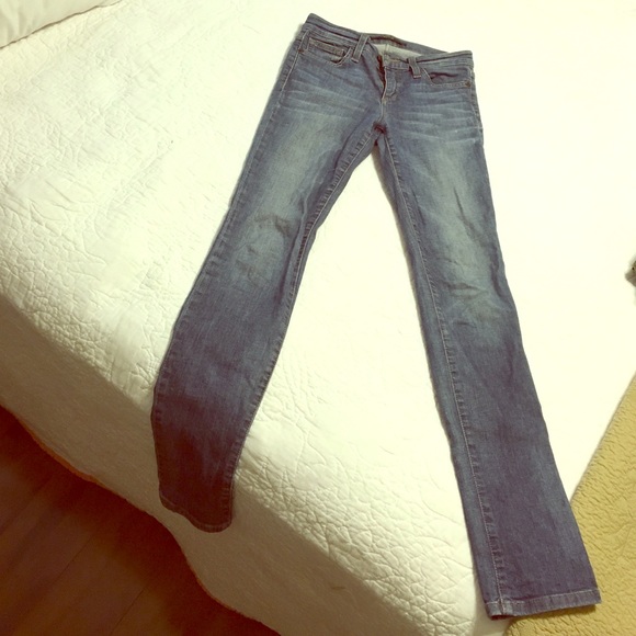 SOLD-Reduced!!! Joe's jeans - Picture 1 of 3