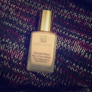 Estée Lauder makeup