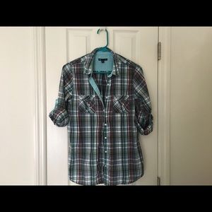 GAP long sleeved plaid button down