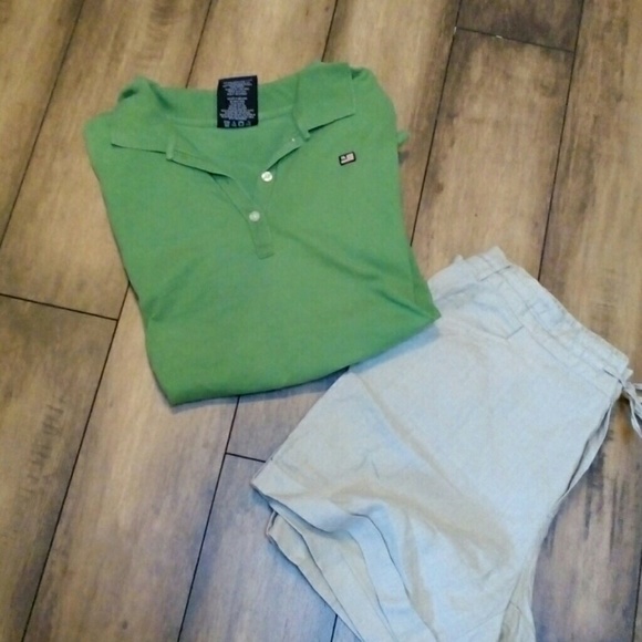 Ralph Lauren polo shirt. Green. Size large.