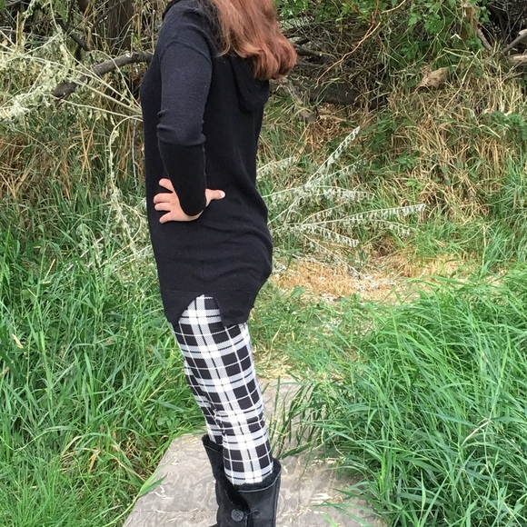 Plaid fleece lined leggings - Picture 2 of 4