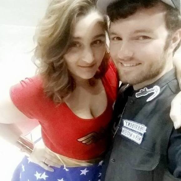 Meet your Posher, Abigail