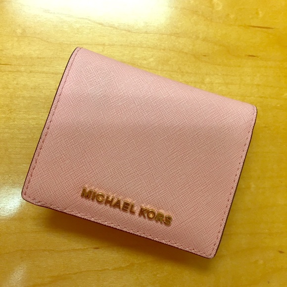 Michael Kors Handbags - Michael Kors Pink Jet Set Wallet Like New
