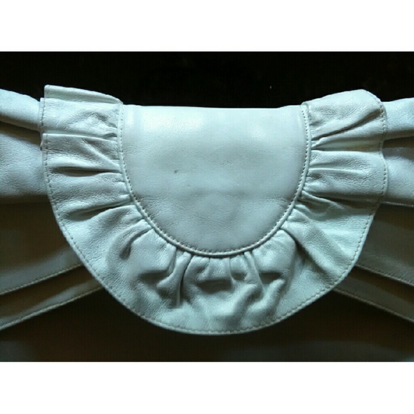 Vintage Genuine Leather Bagq by Susan Gail - Picture 3 of 6