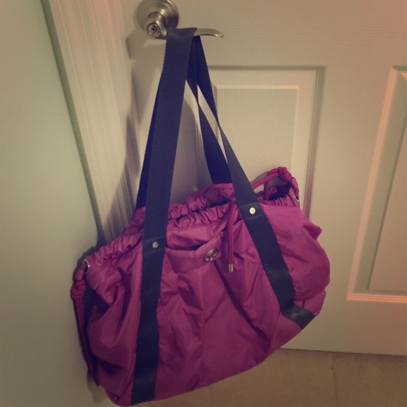 Lulu lemon yoga bag!