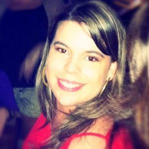 Meet your Posher, Camila