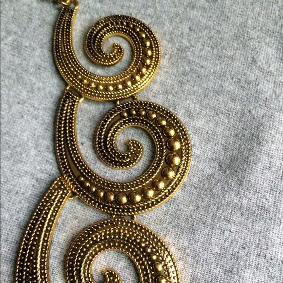 👯Classic Vintage Gold Necklace w Earrings😎 - Picture 4 of 4