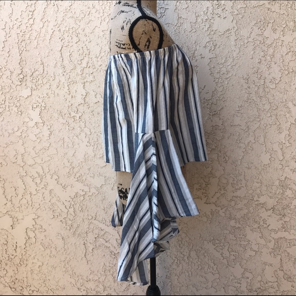 🎉HP🎉 Bohemian off the shoulder top - Picture 2 of 3