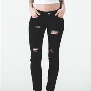 RSQ BLACK SKINNY JEANS