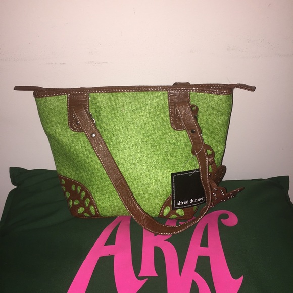 Roomy Green and Brown Tote 🚫FINAL MARKDWN🚫