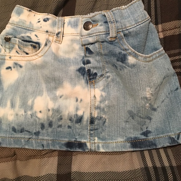 toddler girl's skirt