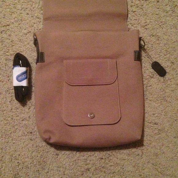 Price Slash: Canvas and leather cross-body bag - Picture 1 of 2