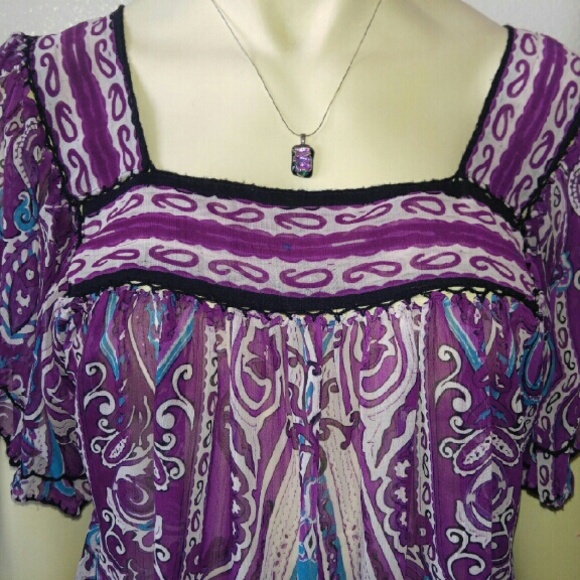 🌻Flowy Paisley Square Neck Top🌻 - Picture 2 of 4