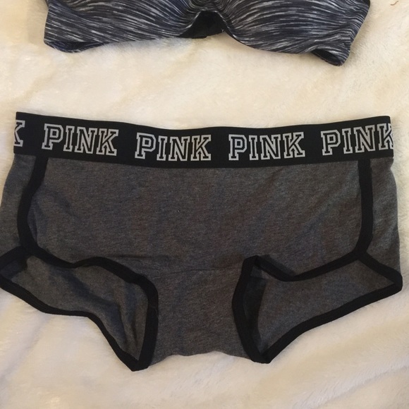 ✋🏻SOLD✋🏻 Pink Victoria's Secret gray bundle - Picture 3 of 4
