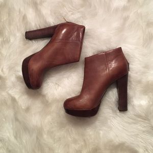 Great fall brown booties