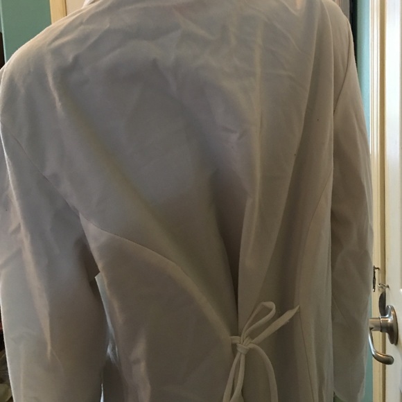 White Blazer with Tie Back - Picture 3 of 4