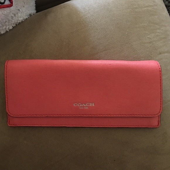 ⭐️SALE⭐️ USED COACH long wallet