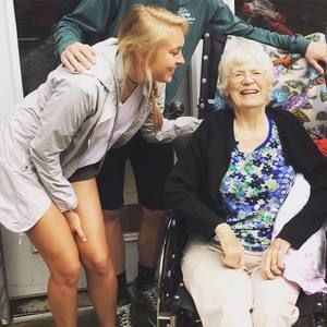 Meet your Posher, Brooke