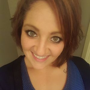 Meet your Posher, Stephany