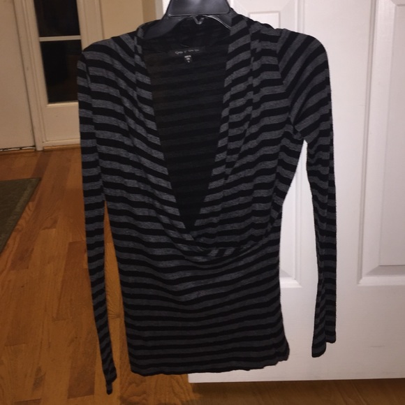 Karen Kane long sleeve shirt