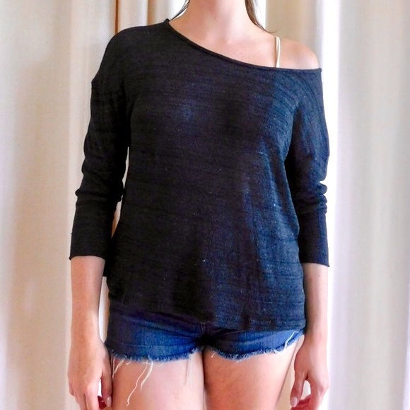 Brandy Melville Sweaters - Brandy Melville Slouchy Sweater