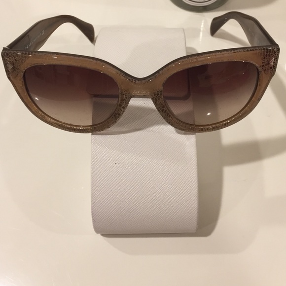 Prada Sunglasses - Picture 4 of 4