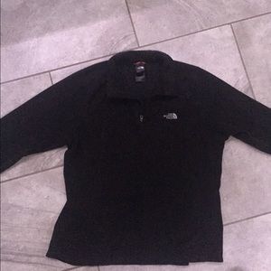 The. North Face quarter zip pullover
