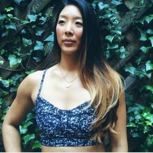 👻 lululemon Core Set bra sz 8 EUC