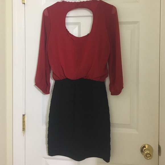 Party dress/ homecoming - Picture 3 of 4