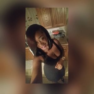 Meet your Posher, Nikki