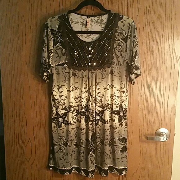 Tunic with sequins detail