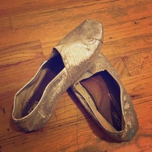Silver glitter TOMS Shoes