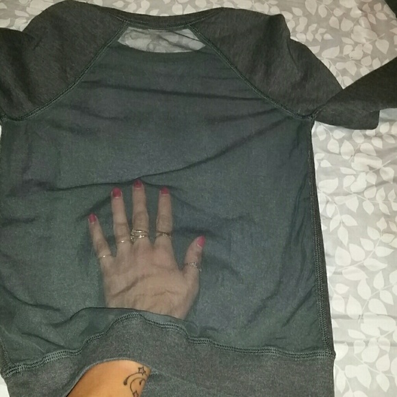 HOLLISTER mesh back sweatshirt - Picture 4 of 4