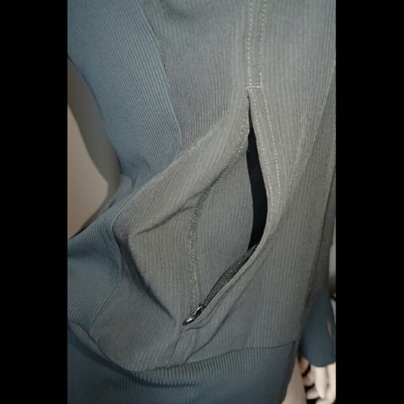 REI Grey Zip Up Jacket XS - New - Picture 3 of 4