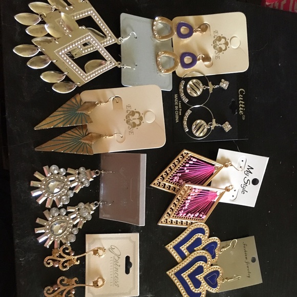 10 pairs of earring lot