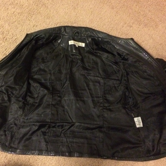 Leather Jacket Lining Polyester And Leather - image 4