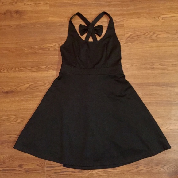 Little Black Bow Dress - Picture 2 of 3