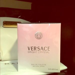 Versace Bright Crystal perfume