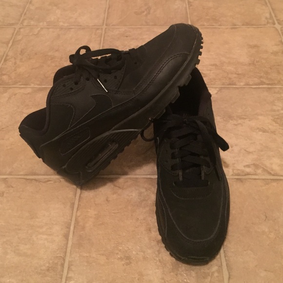 All Black Nike Air Max 90