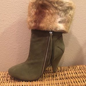 Boot with faux fur trim
