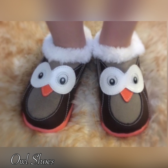 Owl Shoes one left - Picture 2 of 8