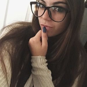 Meet your Posher, Nichole