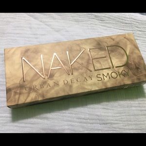 Urban Decay Naked Smoky Palette