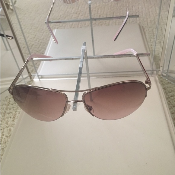 Authentic! Juicy Couture aviator sunglasses