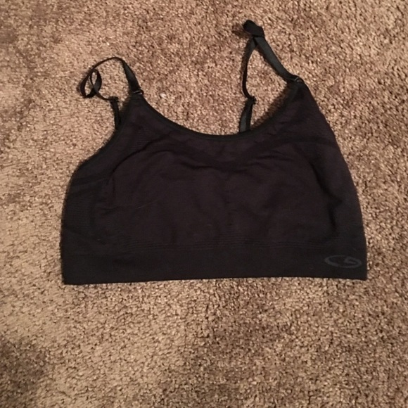 ❌SOLD❌Workout Tank bundle - Picture 2 of 2