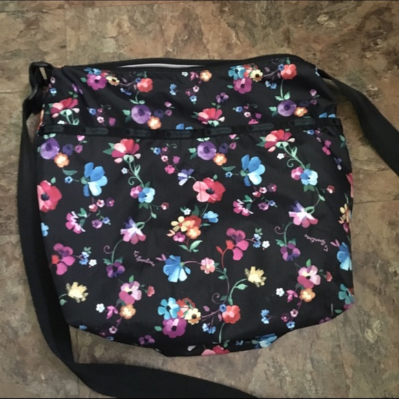 Floral pattern cross body bag