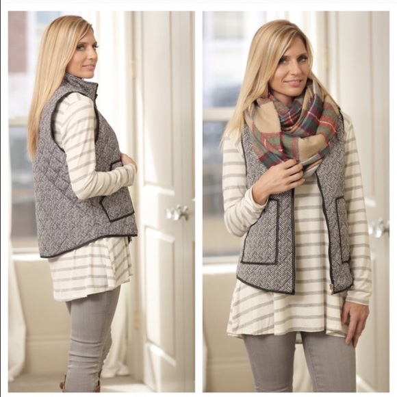 ‼️LAST ONE 🆕 Herringbone Vest - Picture 2 of 4